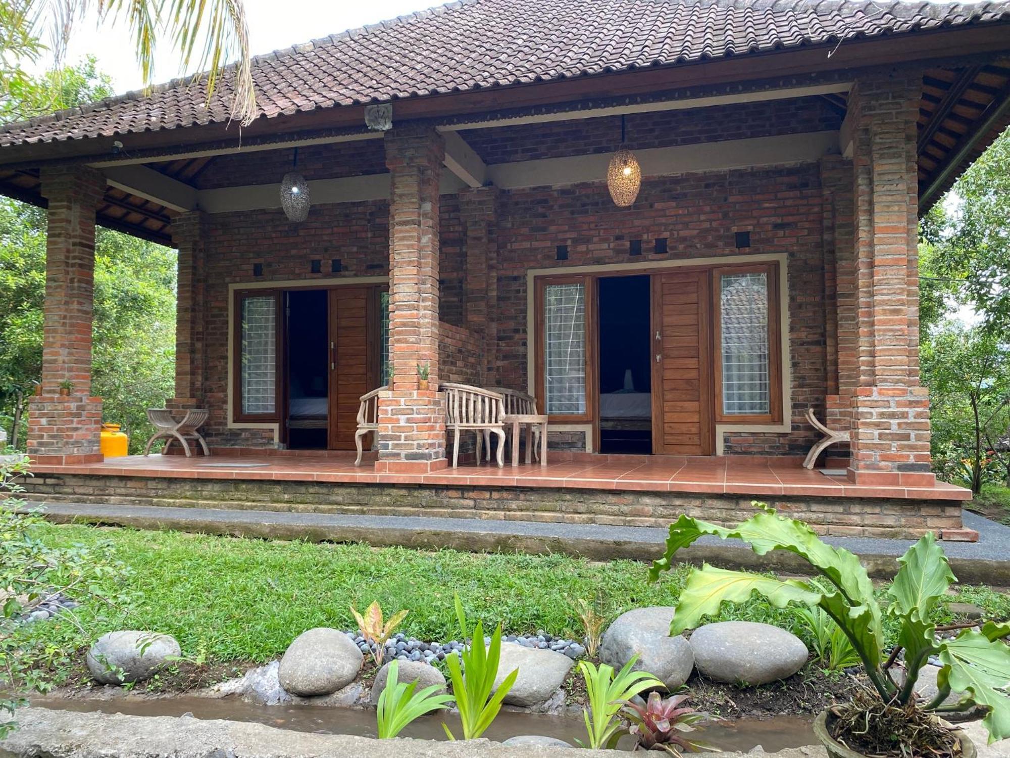 Mayong Bali Villa And Hostel Munduk Eksteriør billede