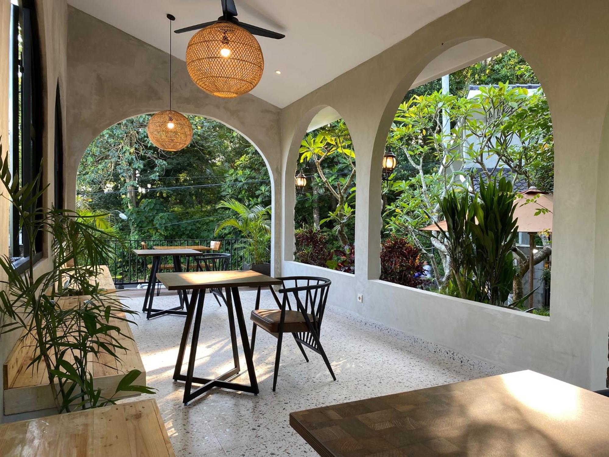 Mayong Bali Villa And Hostel Munduk Eksteriør billede